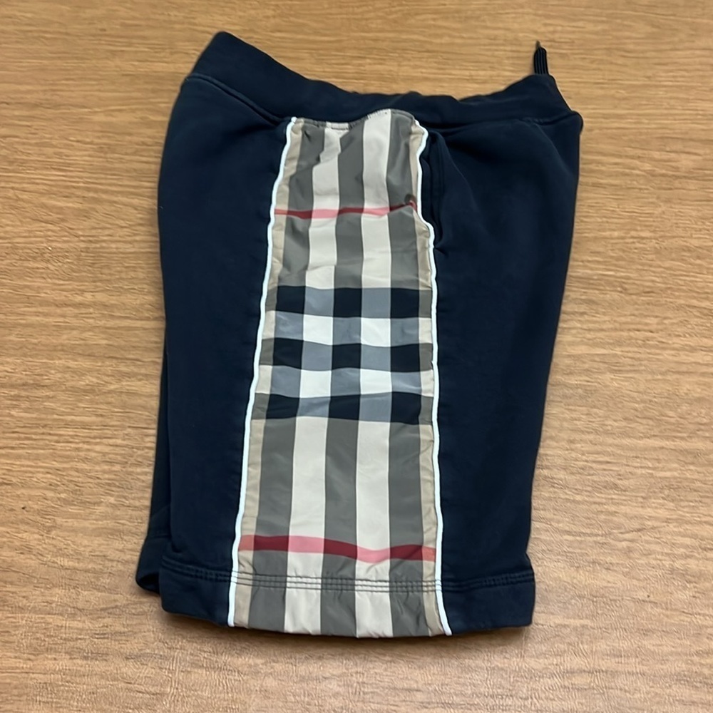 Burberry Vintage Check-Panel Shorts  size 10 - Picture 6 of 9
